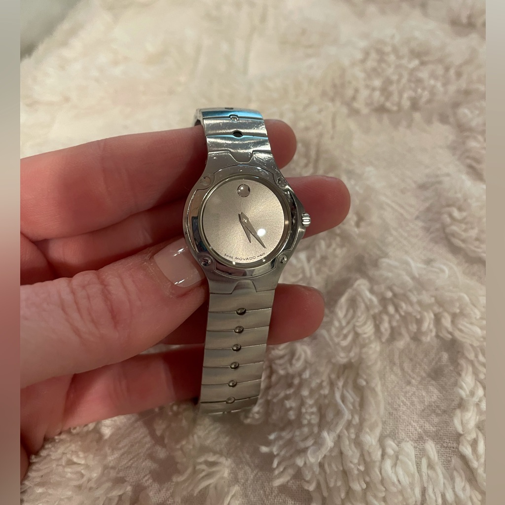 Authentic Vintage Movado Stainless Steel Ladies Womens Museum Watch